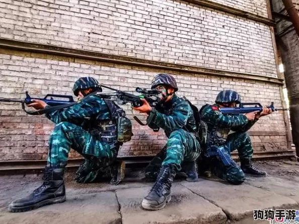 顶尖僵尸猎杀利器：T0级装备权威排行榜，解锁最强火力配置推荐！