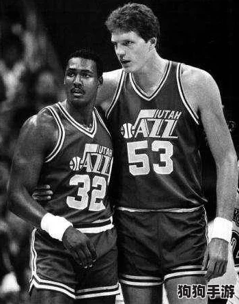 NBA巨星之路：揭秘巅峰对决中球员技能的极速解锁策略与技巧深度剖析