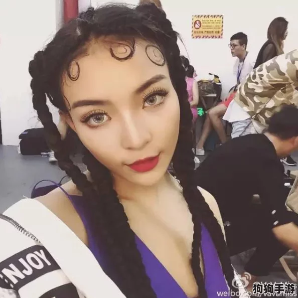 新疆女rapper：沙漠玫瑰绽放嘻哈之花，丝路音符谱写西域说唱传奇