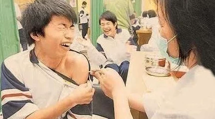 班长的胸好大揉出了好多水,校园生活中的那些趣事与青春回忆 班长的胸好大揉出了好多水,校园生活中的那些趣事与青春回忆