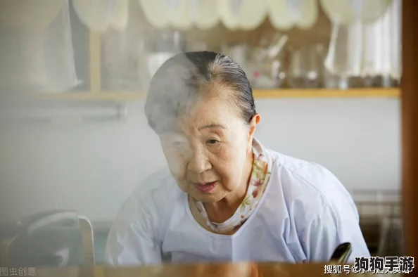 老太婆乱春性BBA：揭示老年女性在情感与性欲中的真实态度与挑战