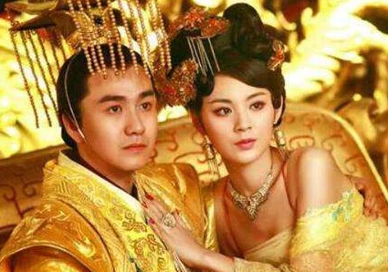 美女被后人动态图千乐网：揭示了现代人对经典美的不同解读与反思
