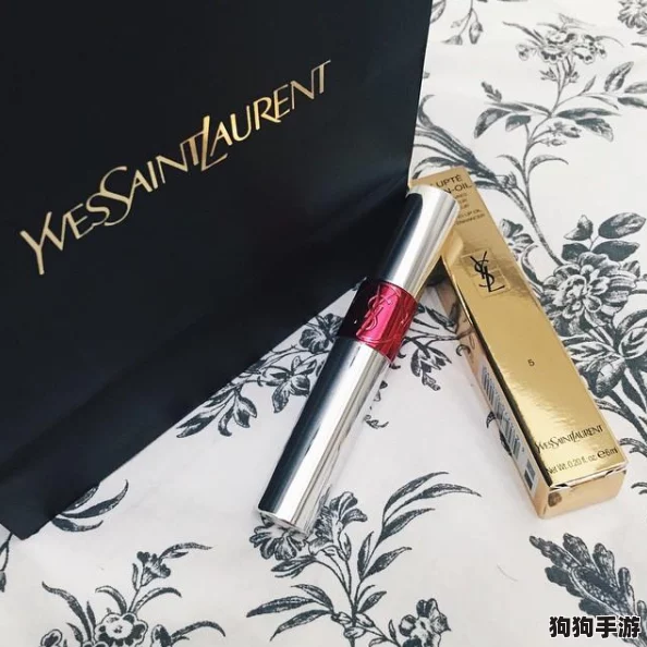 ysl热门蜜桃色88：网友热评与高分推荐，绝对值得一试