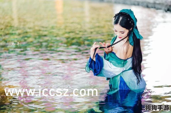 纳西妲无小内无爱心纳西：用心感受这位角色背后的深度与情感，引发玩家共鸣与讨论